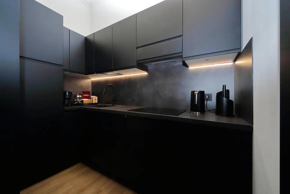Cucina attrezzata dell'appartamento